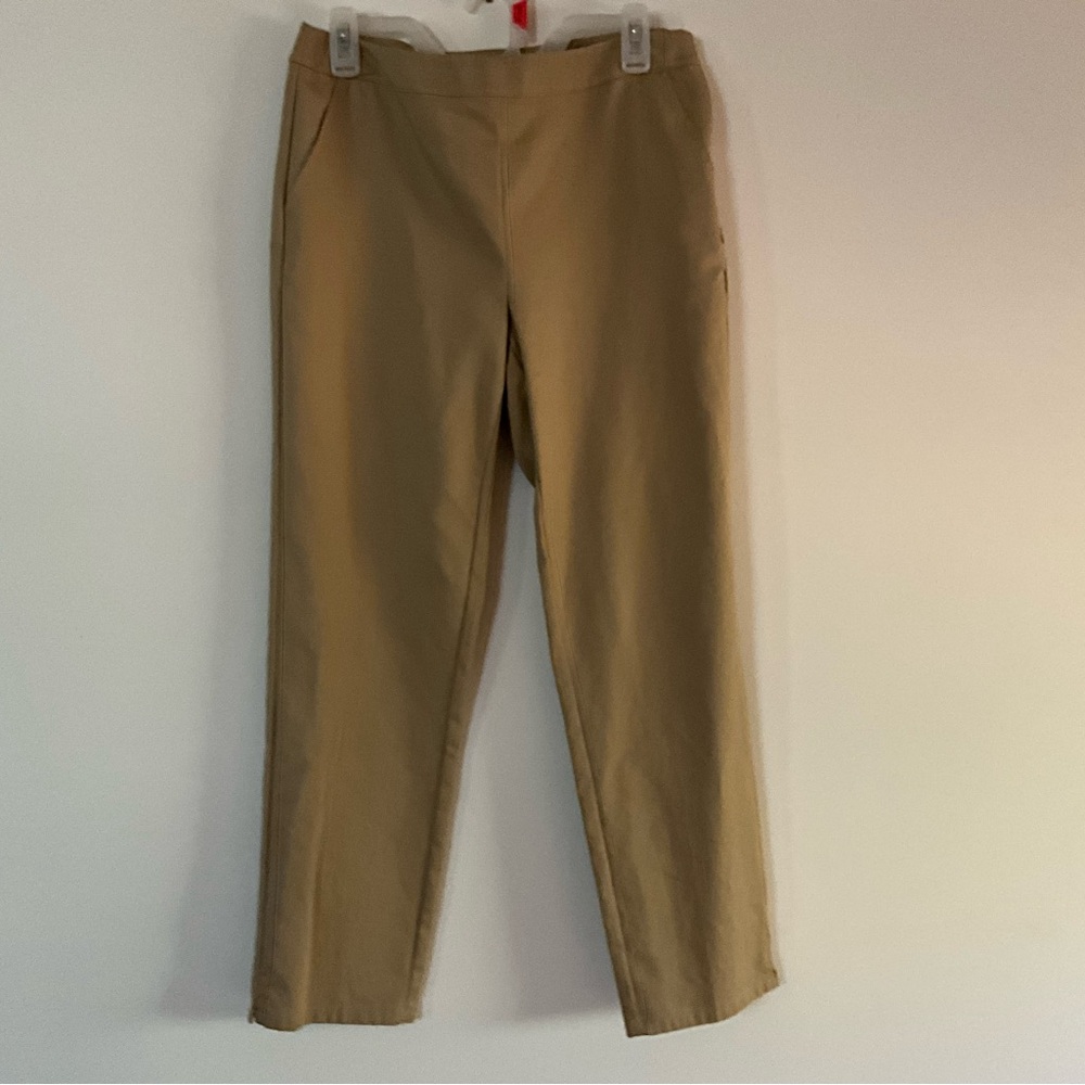 Peck & Peck Women’s Tan Pants Size 6